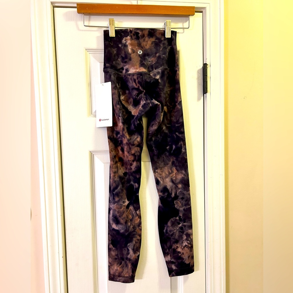 Lululemon leggings size 0 tie dye gray, black, and pink